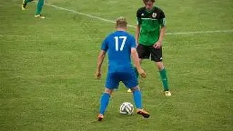 埃勒·布鲁克（Elle Brooke）两张照片见证惊人蜕变，助力拳击生涯腾飞