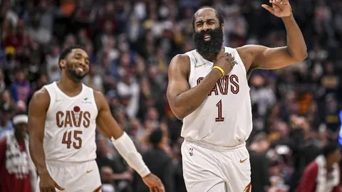 高志丹与国际冰联主席会面