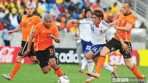 亚冬会短道速滑500米男子决赛瞬间